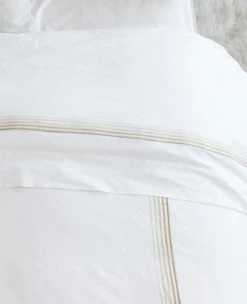 Italian 5-Line Embroidery Dune/Milk -Home Textiles Shop 5LineNatural 17.022 369 HHcopy