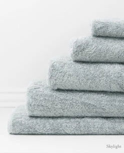 Au Lit Luxe Towels -Home Textiles Shop AuLitLuxeTowelsSkylight 39983426 3969 4e3c 8407 52091d4f3797