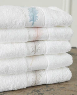 Bellini Embroidered Guest Towel