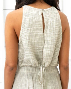 Crinkle Keyhole Tank Natural -Home Textiles Shop Crinkle Keyhole Tank Natural4
