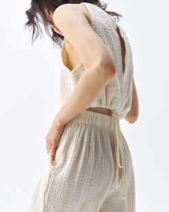 Crinkle Keyhole Tank Cream -Home Textiles Shop CrinkleKeyholeTankCream4