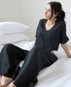 Crinkle Crop Top Black -Home Textiles Shop CrinkleTopBlack5