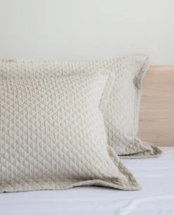 Ungaretti Coverlet Flax -Home Textiles Shop Lavato Ungaretti Flax Euro Shams