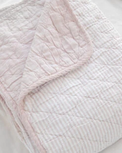 Lexington Quilt Chambray/Stripe Pink -Home Textiles Shop Lexington Quilt Chambray Stripe Pink2