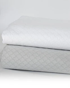 Lia Quilt White -Home Textiles Shop LiaQuiltSilver White2