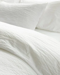 Marseille Seersucker Pillow Sham -Home Textiles Shop MarseilleSeersuckerMilk3