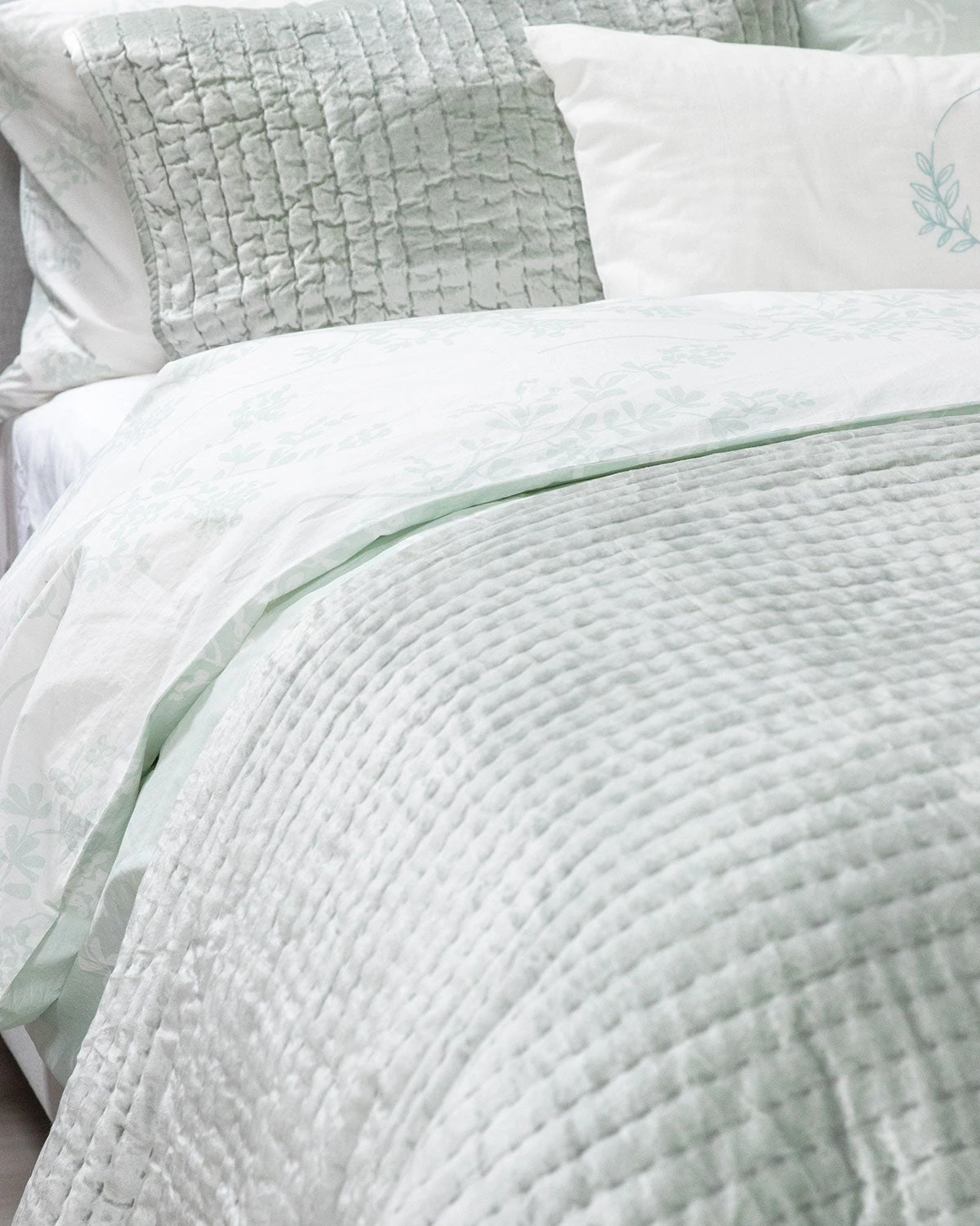 Orchid Quilt Ice Mint 7 Orchid Quilt Ice Mint - Image 5