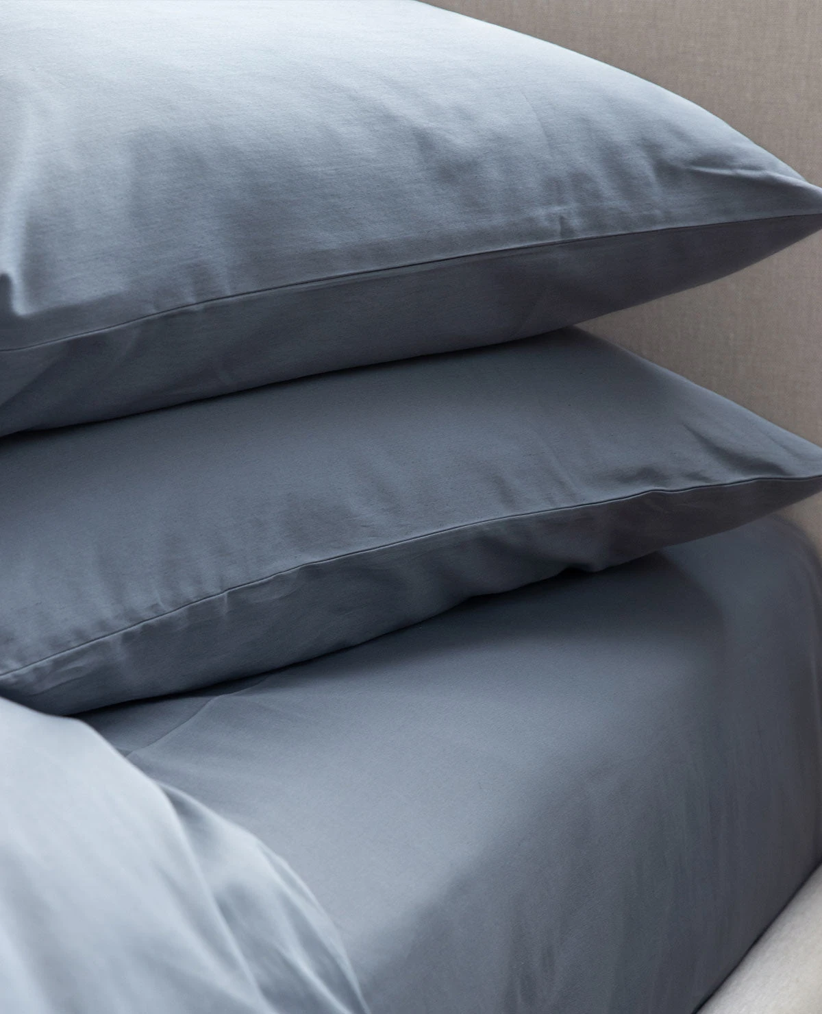 Silky 320 Thread Count Cotton Sateen Fog Blue 5 Silky 320 Thread Count Cotton Sateen Fog Blue - Image 3