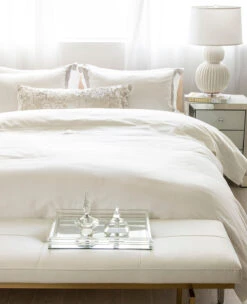 Simone White, Milk & Eggshell