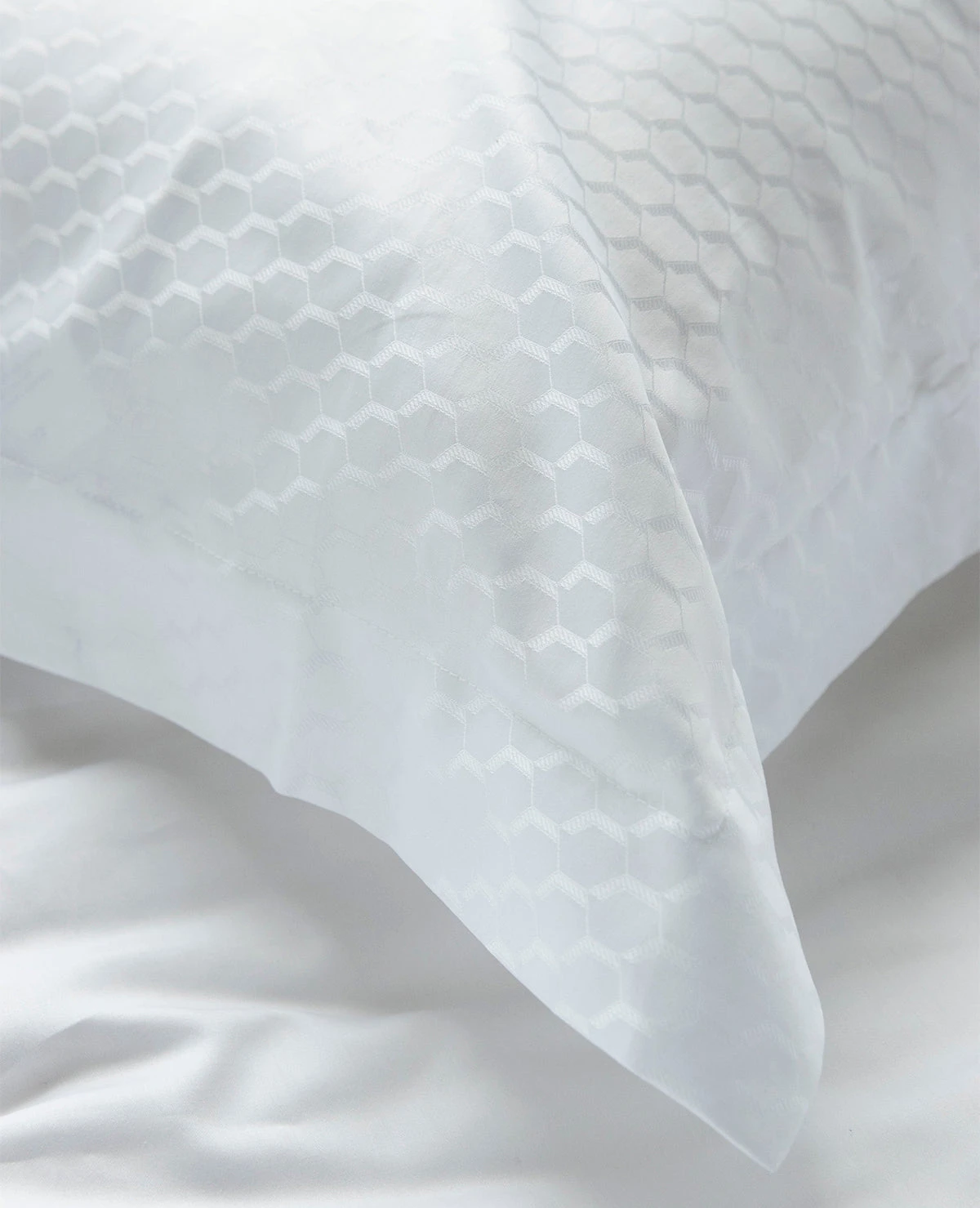 Verona White & Milk 7 Verona White & Milk - Image 5