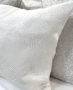 Velvet Circles Quilt -Home Textiles Shop Velvet Circles Quilt 3