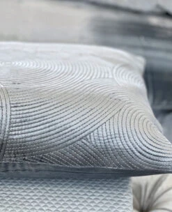 Velvet Circles Quilt -Home Textiles Shop Velvet Circles Quilt 7